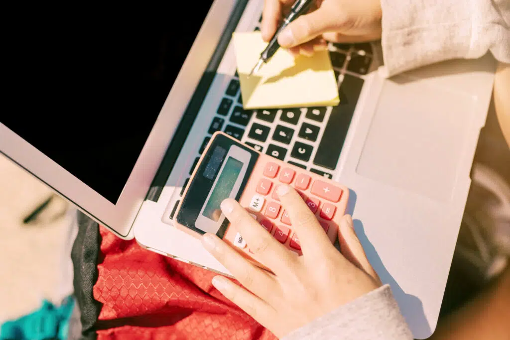 3 Main Tips for Starting a New Peer-to-peer E-commerce Website