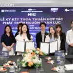 Savvycom and FPT Aptech Sign Collaboration Agreement for Human Resource Development