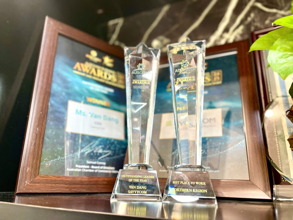 Savvycom wins double awards at Auscham Business Award 2025 
